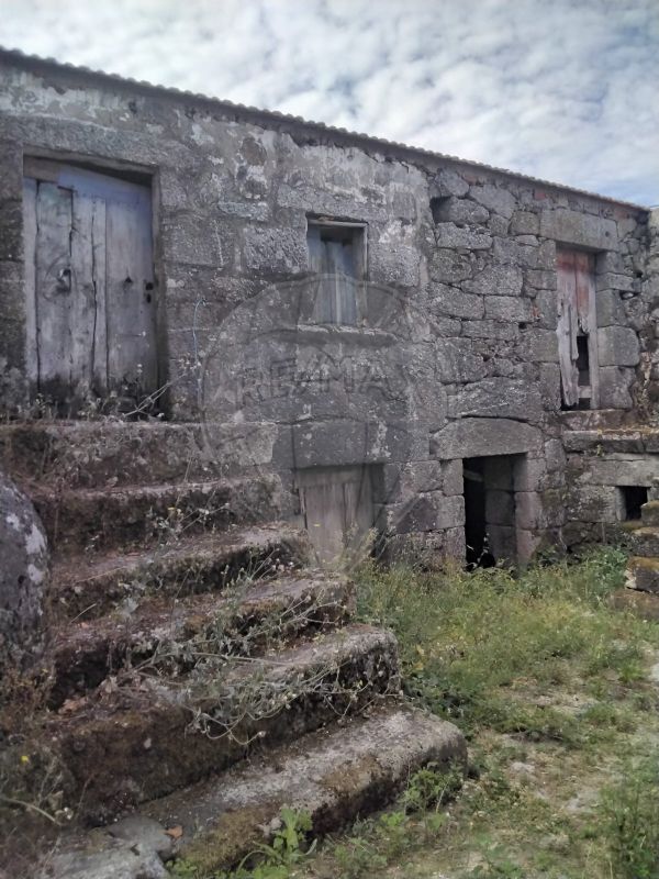 2 bedrooms House in Vila Nova de Souto d'El Rei, Portugal No. 166908