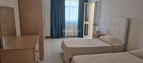 Bungalow de 3 dormitorios en Saint Paul's Bay, Malta No. 7810 5