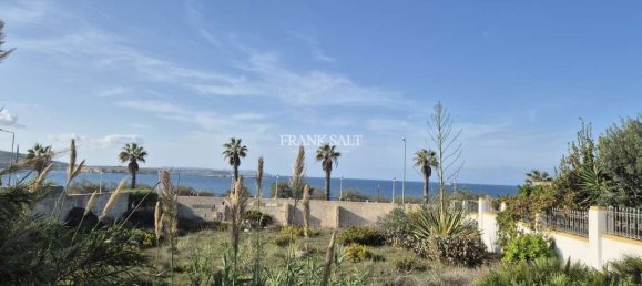 Bungalow de 3 dormitorios en Saint Paul's Bay, Malta No. 7810 11