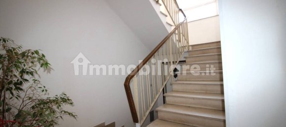 Apartamento de 2 dormitorios en Pisa, Italy No. 352456 19