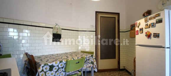 Apartamento de 2 dormitorios en Pisa, Italy No. 352456 2