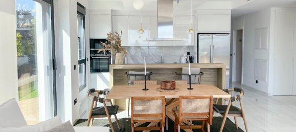 3 bedrooms Apartment in Alicante, Spain No. 25158 8