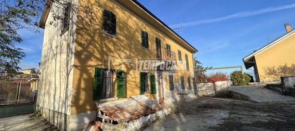 4 rooms House in Azzano d'Asti, Italy No. 144504 14