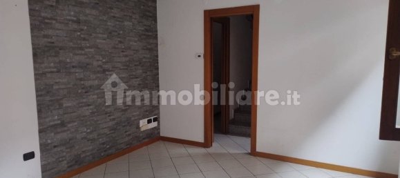 2 bedrooms Apartment in Mariano Comense, Italy No. 323738 15