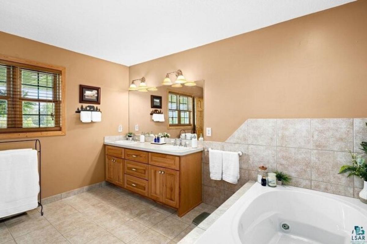 4 bedrooms House in Isle, USA No. 426361