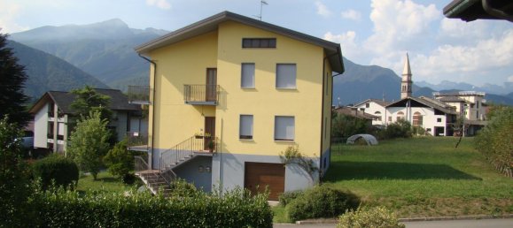 Casa de 10 habitaciónes en Udine, Italy No. 255418 2
