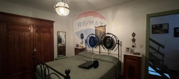 Дом с 4 комнатами в Ночера Умбра, Италия № 7454 15