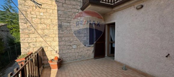 Дом с 4 комнатами в Ночера Умбра, Италия № 7454 17