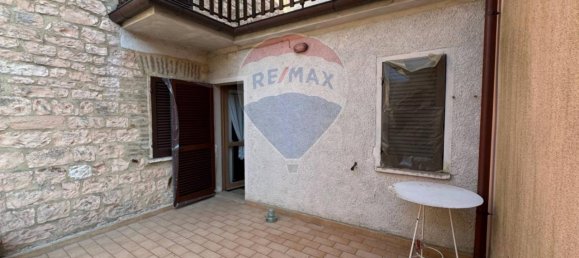 Дом с 4 комнатами в Ночера Умбра, Италия № 7454 5