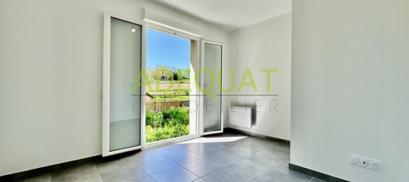 5 Schlafzimmer Haus in La Tour-du-Pin, France, Nr. 339239 12