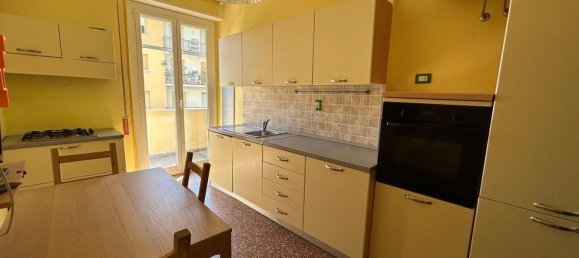 3-Zimmer Wohnung in Genoa, Italy, Nr. 271866 17