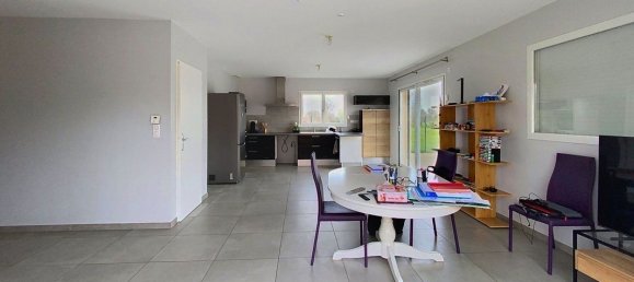 Villa T4 em Pont-de-Veyle, France N.º 271837 3