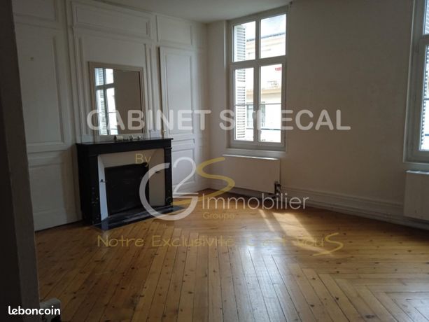 2 bedrooms Apartment in Rouen, France No. 359930
