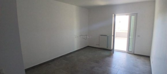 Apartamento de 3 habitaciónes en Modica, Italy No. 230548 2