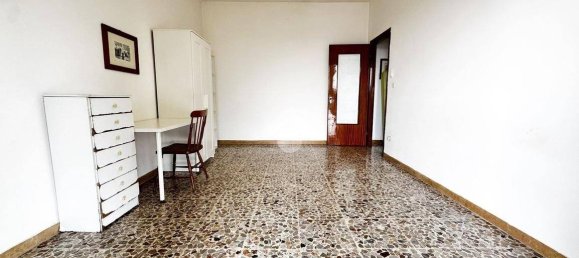 2 bedrooms Apartment in Reggio Emilia, Italy No. 380497 3