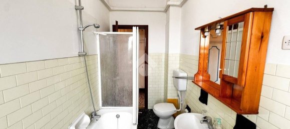 2 bedrooms Apartment in Reggio Emilia, Italy No. 380497 17