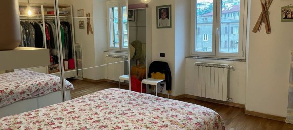 Apartamento de 2 habitaciónes en Genoa, Italy No. 39491 12