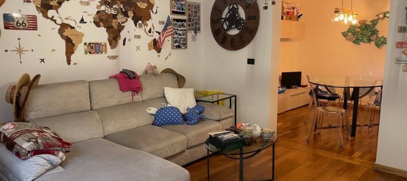 Apartamento de 2 habitaciónes en Genoa, Italy No. 39491 2