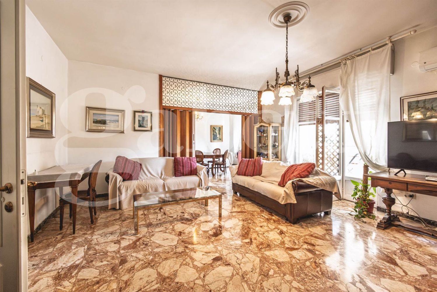 5 rooms Apartment in Cagliari, Italy No. 281170