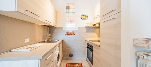 Квартира с 3 комнатами в Диано Марина, Италия № 112765 20