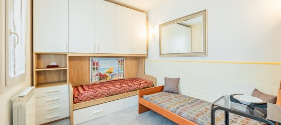 Квартира с 3 комнатами в Диано Марина, Италия № 112765 24