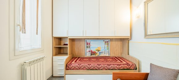 Квартира с 3 комнатами в Диано Марина, Италия № 112765 25