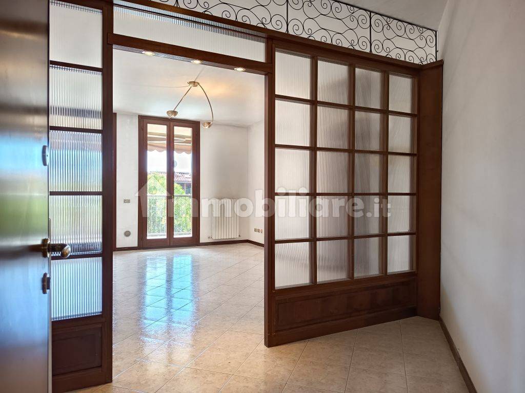 2 Schlafzimmer Wohnung in Paderno d'Adda, Italy, Nr. 318248