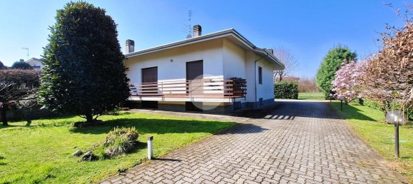 4-salle Villa à Inveruno, Italy No. 63625 5