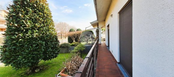 4-salle Villa à Inveruno, Italy No. 63625 23