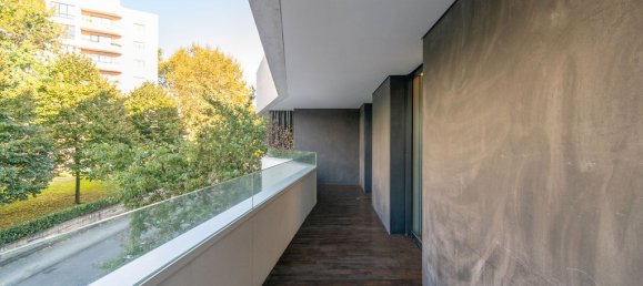 3 bedrooms Apartment in Porto, Portugal No. 132204 11