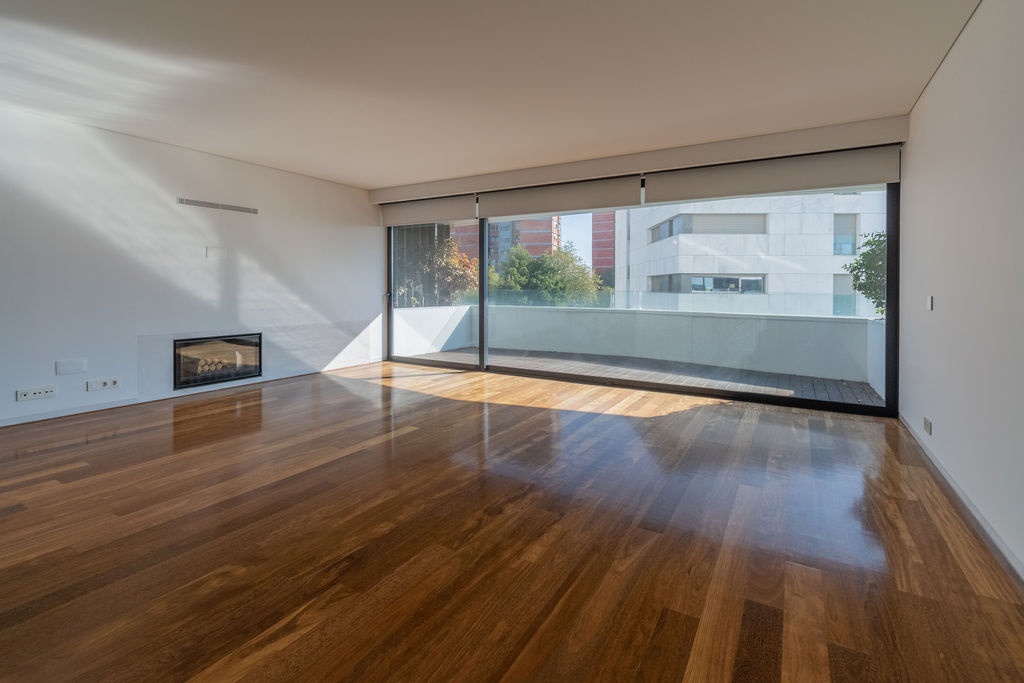 3 bedrooms Apartment in Porto, Portugal No. 132204