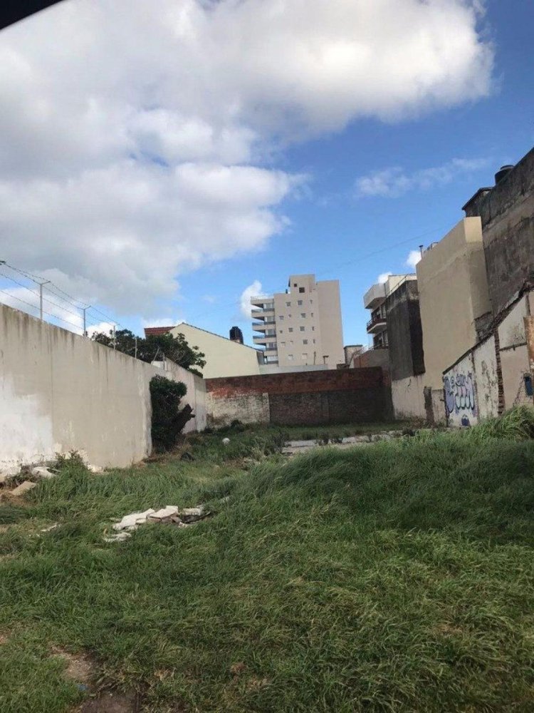 Grundstück in Mar del Plata, Argentina, Nr. 114743