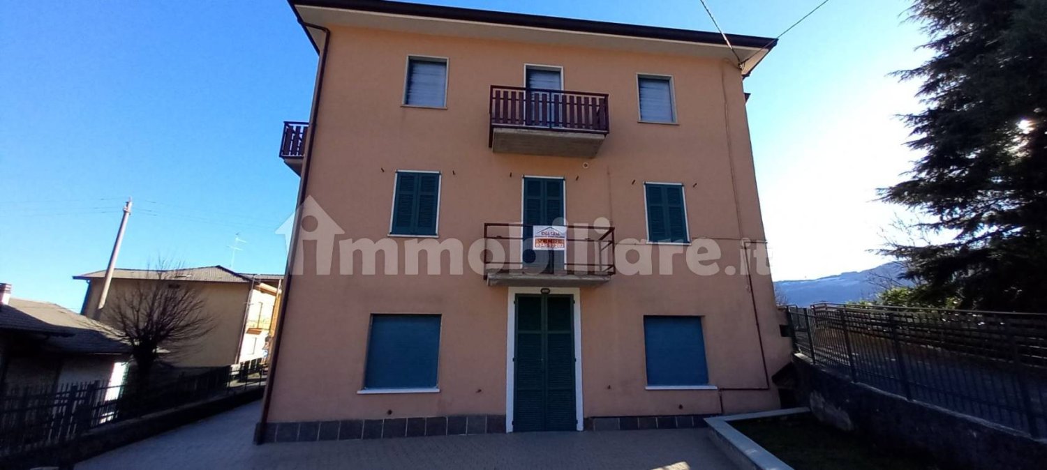 1 bedroom Apartment in Rota d'Imagna, Italy No. 229531