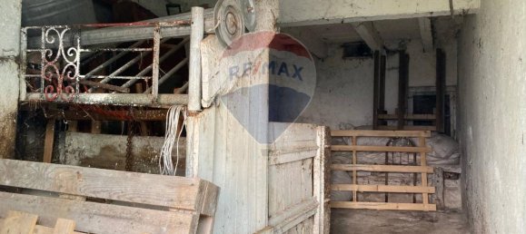 2 rooms House in Alpago, Italy No. 120848 2