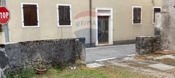 2 rooms House in Alpago, Italy No. 120848 4