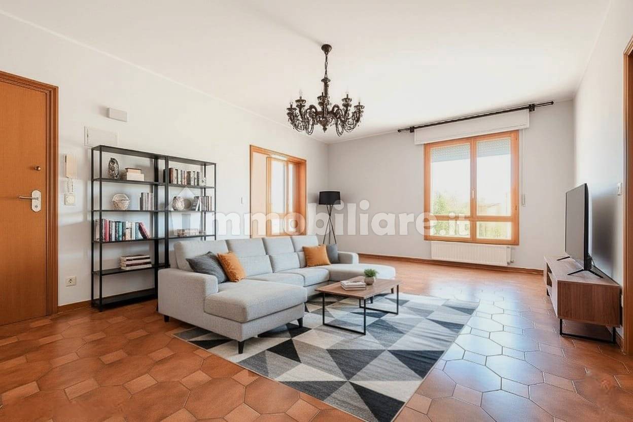 2 bedrooms Apartment in Alba, Italy No. 351800