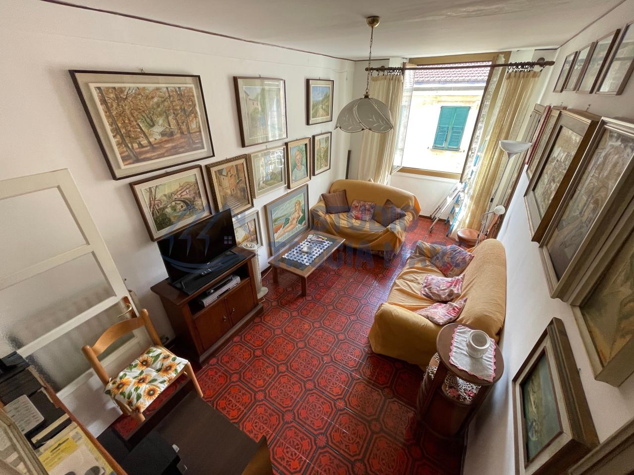 4 rooms Apartment in Taggia, Italy No. 230507