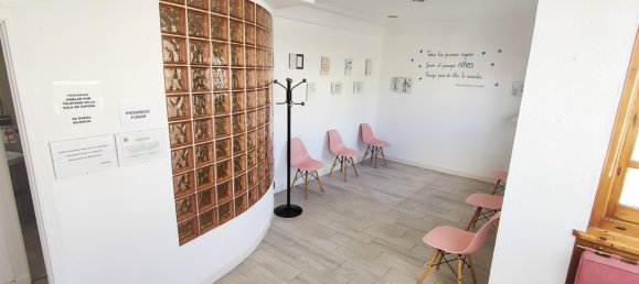 Gewerbliche Immobilie in Cadiz, Spain 130m², Nr. 187010 21