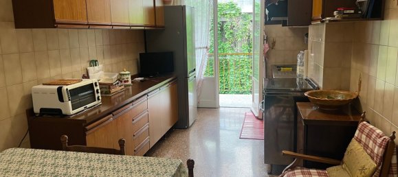 3 rooms Apartment in Genoa, Italy No. 35864 13
