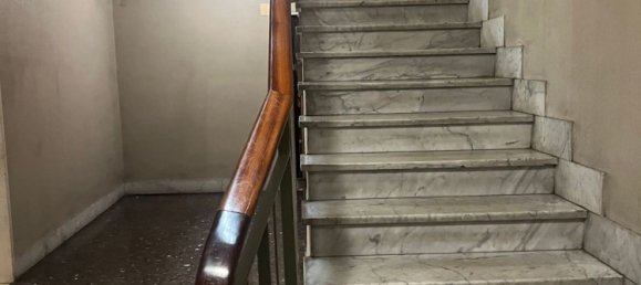 3 rooms Apartment in Genoa, Italy No. 35864 6