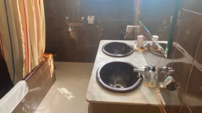 Villa de 5 dormitorios en Estepona, Spain No. 40469