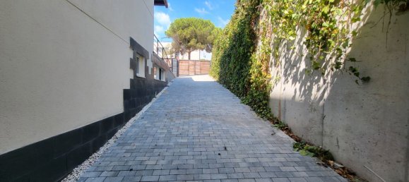 4 bedrooms House in Sant Pol de Mar, Spain No. 152454 12