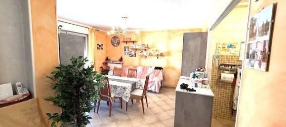 5-salle Appartement à Strevi, Italy No. 35402 2