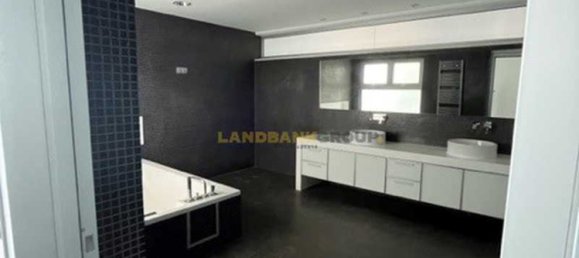 5 bedrooms Villa in Lakatamia, Cyprus No. 20776 9