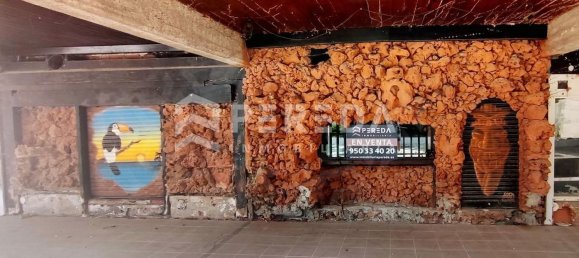 112m² Commercial property in Roquetas de Mar, Spain No. 151266 7