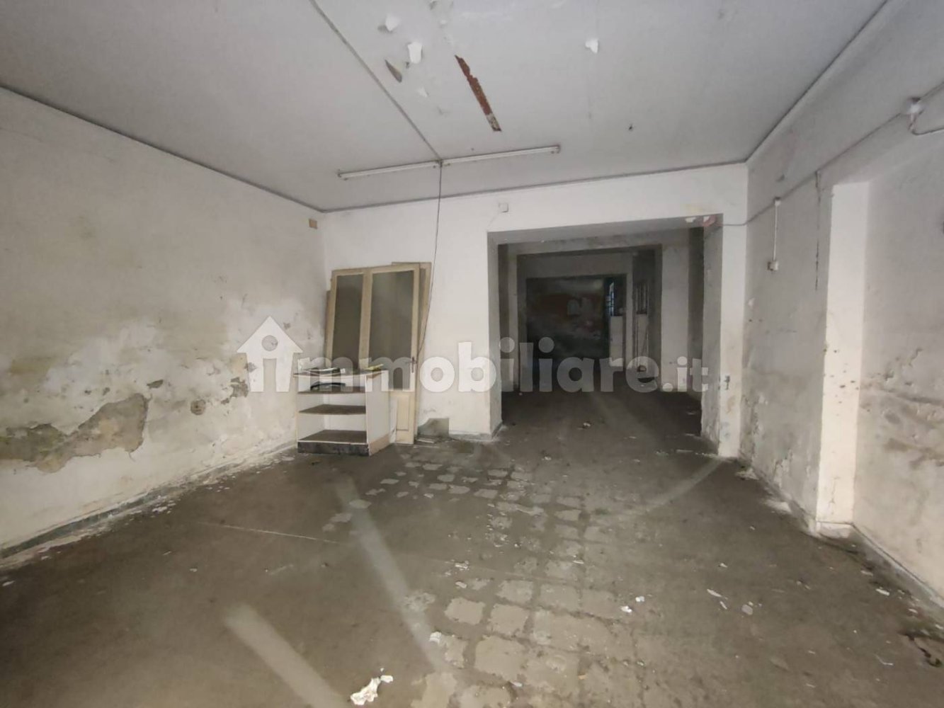 3 rooms Commercial property in Nola, Italy No. 158653