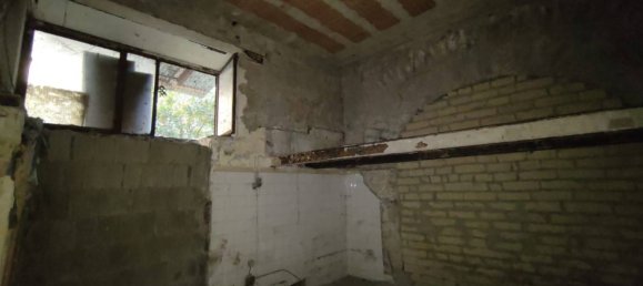 3 rooms Commercial property in Nola, Italy No. 158653 4