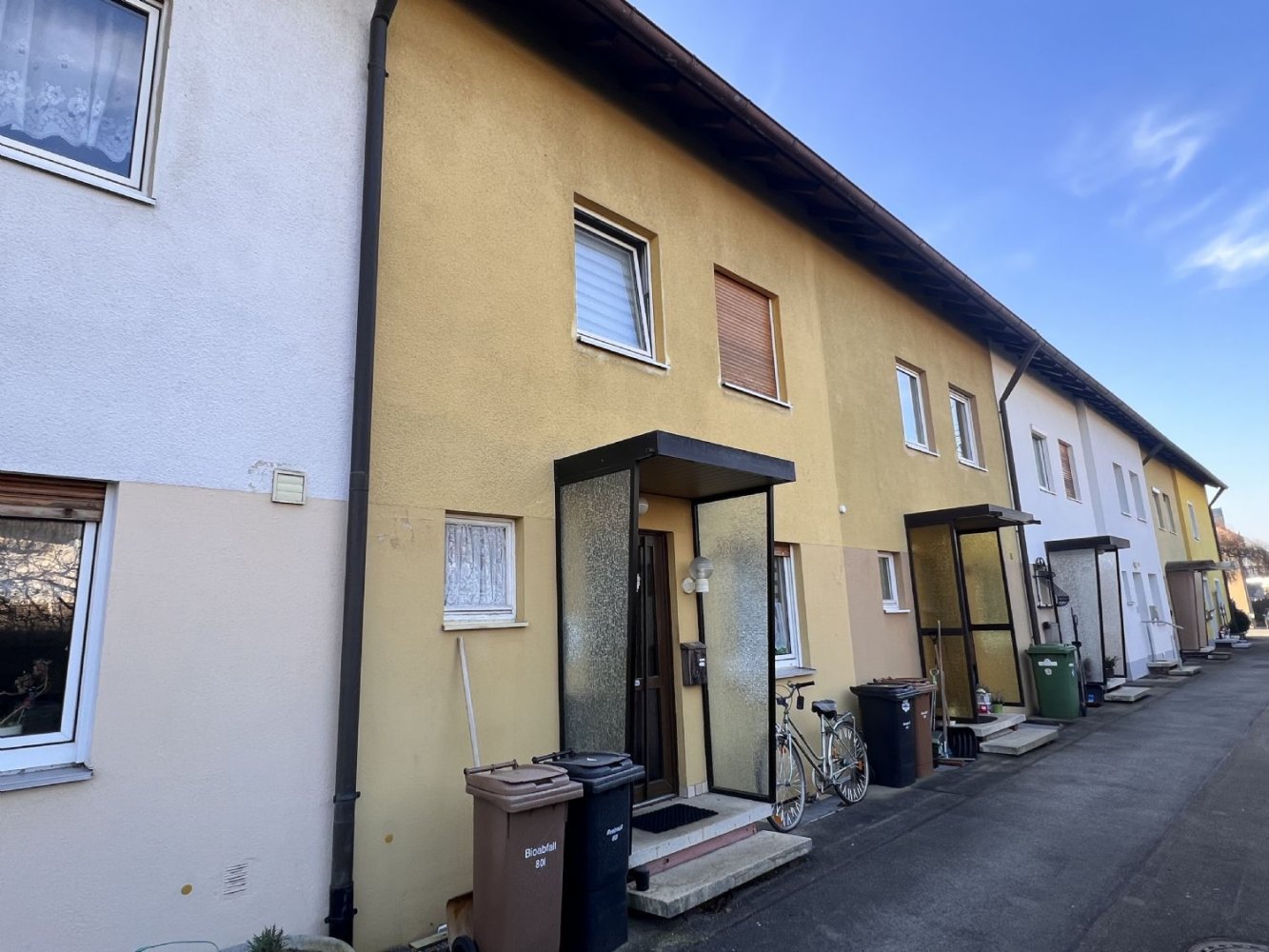 4 chambres Maison de ville à Schwabach, Germany No. 115870