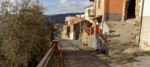 5 rooms House in Cesio, Italy No. 236240 5