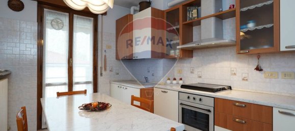 2 bedrooms Apartment in Montevecchia, Italy No. 319440 2